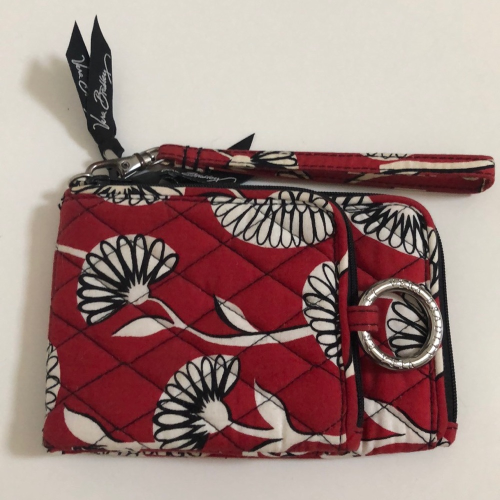 NWOT Vera Bradley Deco Daisy wristlet